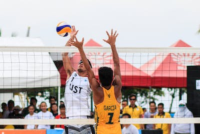 evaans school volleyball